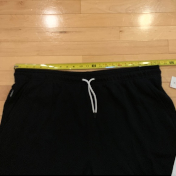 New! Reebok men’s size 3XL lifestyle athletic shorts 10” inseam black cotton - Picture 6 of 6